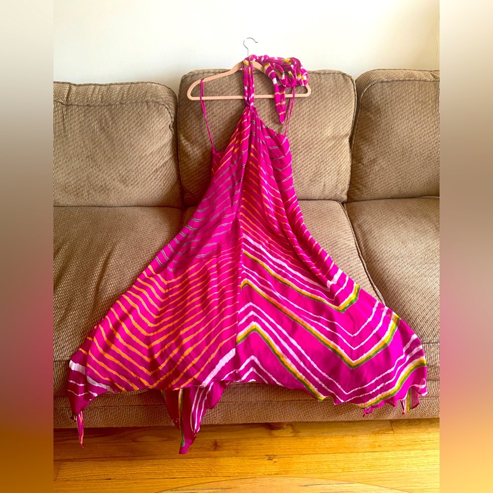 100% Silk shell, bright fuscia color halter dress, with side zipper